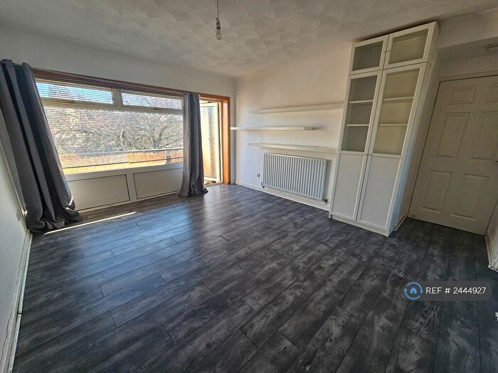 2 Bedroom Flat To Rent In Atholl Street, Hamilton, ML3