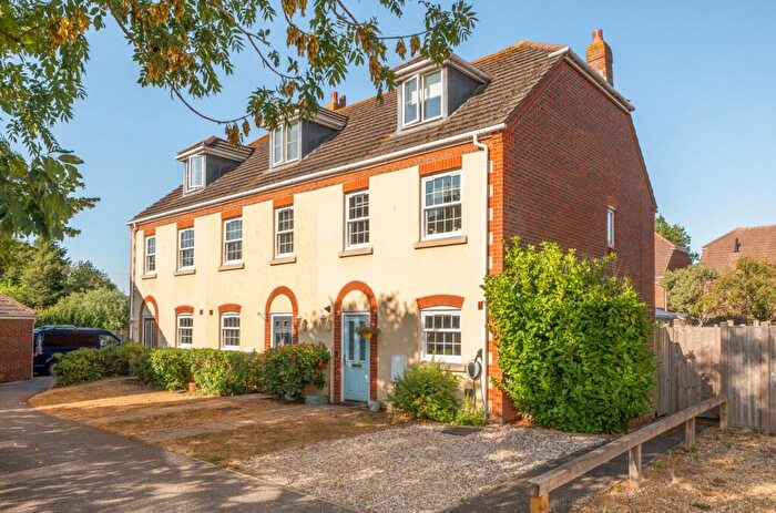 3 Bedroom End Of Terrace House For Sale In Caspian Close, Fishbourne, PO18