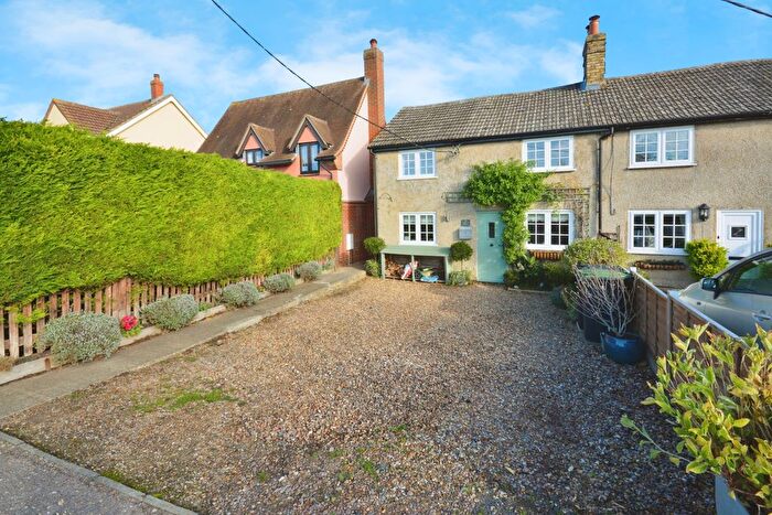 3 Bedroom End Terrace House For Sale In Hanscombe End Road, Hitchin, SG5