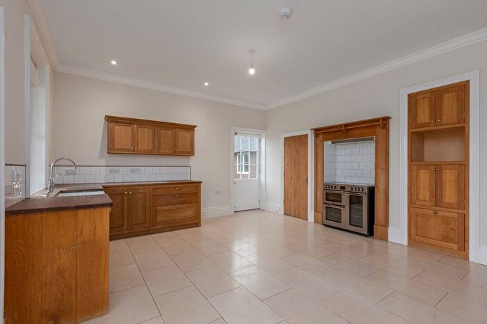 5 Bedroom Detached House To Rent In Kemsing Road, Sevenoaks, TN15