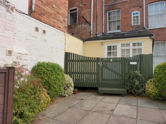 1 Bedroom Studio To Rent In Portland Street, Leamington Spa, CV32