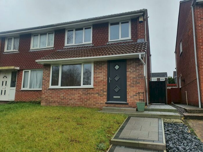 3 Bedroom House To Rent In Ash Close, Little Stoke, Bristol, BS34