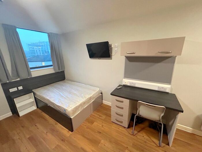 Studio To Rent In Queen Street, Sheffield, S1