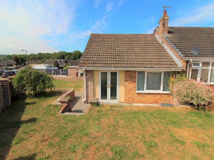 2 Bedroom Semi-Detached Bungalow To Rent In Capri Court, Darfield, Barnsley, S73