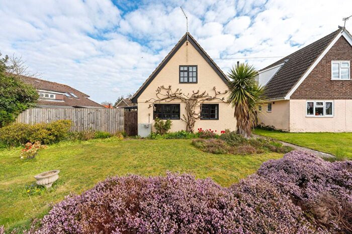 3 Bedroom Chalet For Sale In Millside, Stalham, NR12