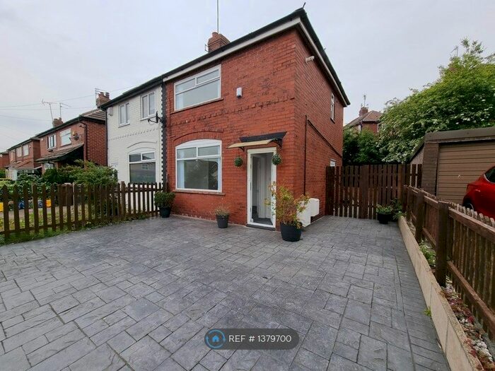 2 Bedroom Semi-Detached House To Rent In Cedar Street, Ashton-Under-Lyne, OL6