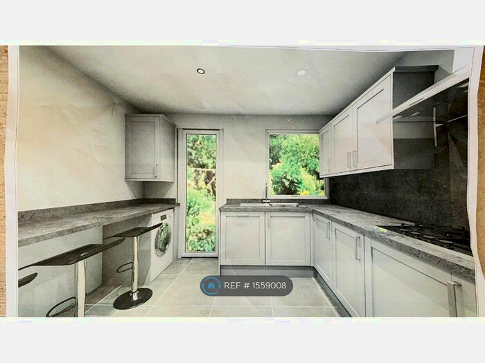 3 Bedroom Terraced House To Rent In Wanstead Park Road, Ilford, IG1