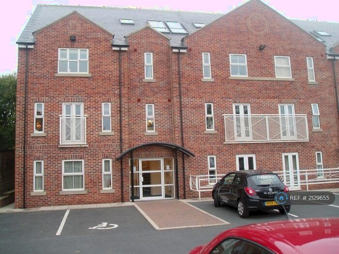 2 Bedroom Flat To Rent In Queen Street, Morley, Leeds, LS27