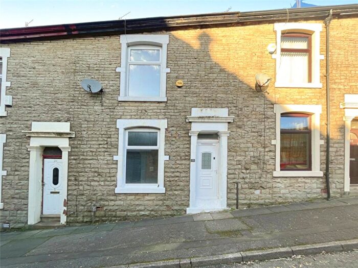 3 Bedroom Terraced House To Rent In Lloyd Street, Darwen, Lancashire, BB3