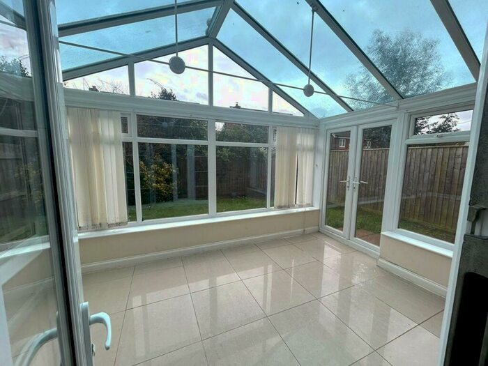 4 Bedroom House To Rent In Rhode Island Drive, Exeter, EX2