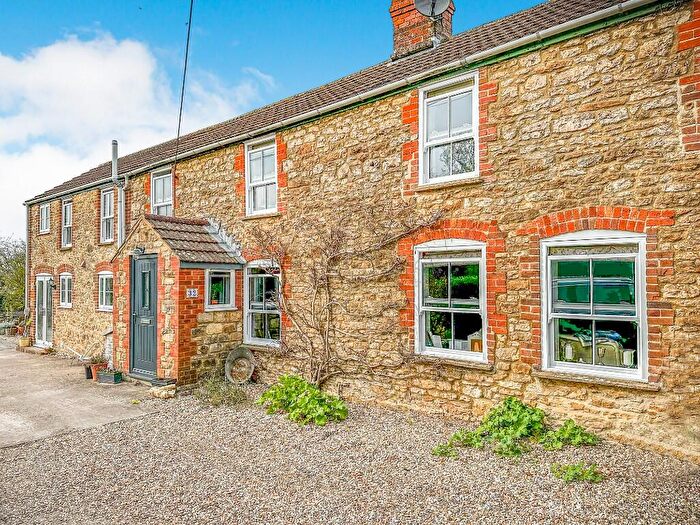 4 Bedroom Cottage For Sale In Lechlade Road, Highworth, SN6