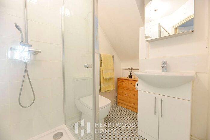 1 Bedroom Flat For Sale In London Road, St Albans, AL1