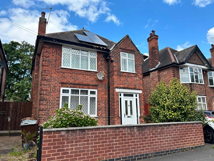 3 Bedroom Detached House To Rent In Valmont Drive, Sherwood Nottingham, NG5