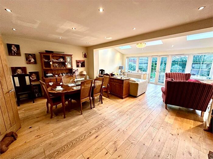 4 Bedroom Detached House For Sale In SouthView Close, South Woodham Ferrers, South Woodham Ferrers, CM3