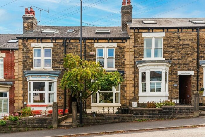 4 Bedroom Terraced House For Sale In Crimicar Lane, Sheffield, S10