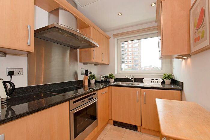 2 Bedroom Flat To Rent In Burwood Place, Connaught Village, W2