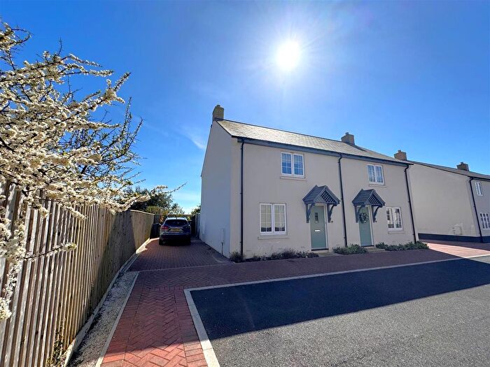 2 Bedroom Semi Detached House For Sale In Chilcott Lane, Chickerell, DT3