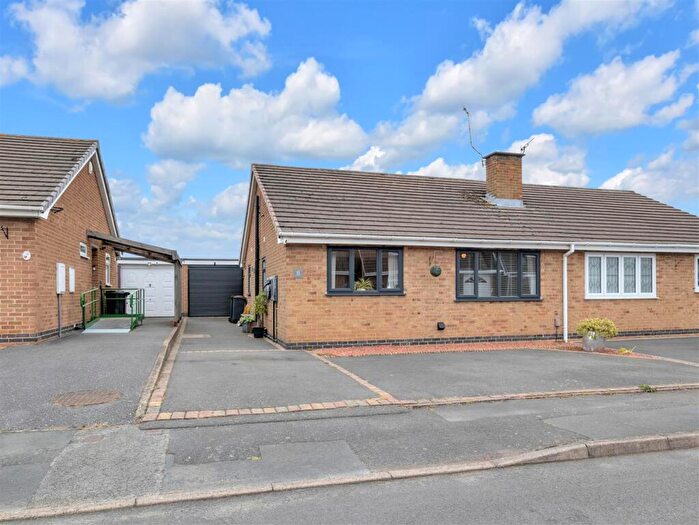 2 Bedroom Semi-Detached Bungalow For Sale In Ashland Drive, Ravenstone, LE67
