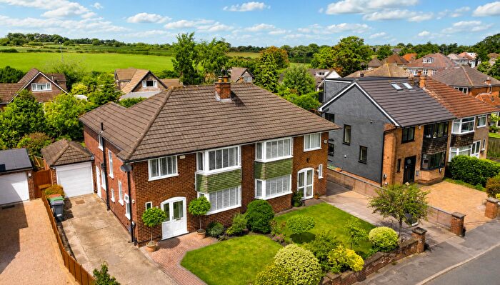 4 Bedroom Semi Detached House For Sale In Brunstath Close, Heswall, Wirral, CH60