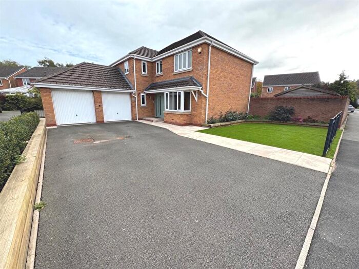 4 Bedroom Detached House For Sale In Wardle Gardens, Leekbrook, ST13