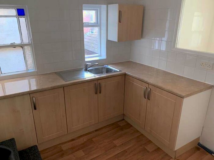1 Bedroom Flat To Rent In Spring Bank, Hull, HU3