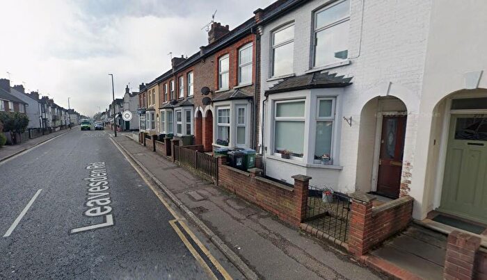 3 Bedroom Terraced House To Rent In Leavesden Road, Watford, WD24
