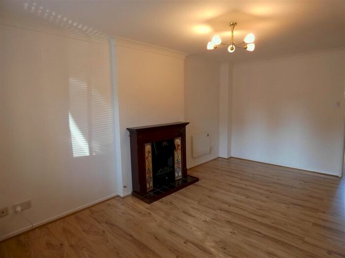 2 Bedroom Terraced House To Rent In Pearl Gardens, Cippenham, Slough, SL1