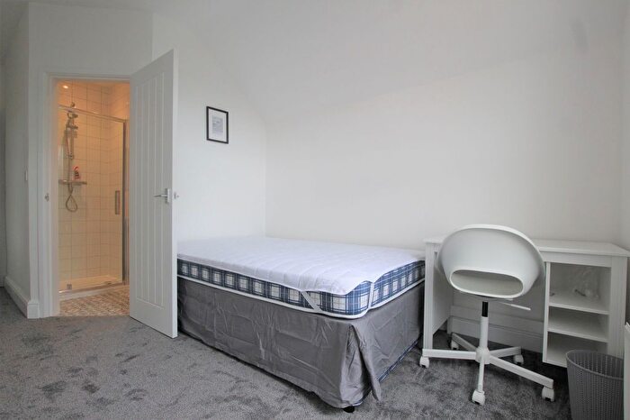 1 Bedroom Property To Rent In Tredworth Road, Gloucester, GL1