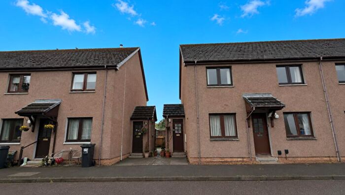 2 Bedroom Flat To Rent In Croyard Park, Beauly, IV4