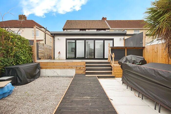 3 Bedroom Semi-Detached House For Sale In Lime Road, Hanham Road, Bristol, BS15