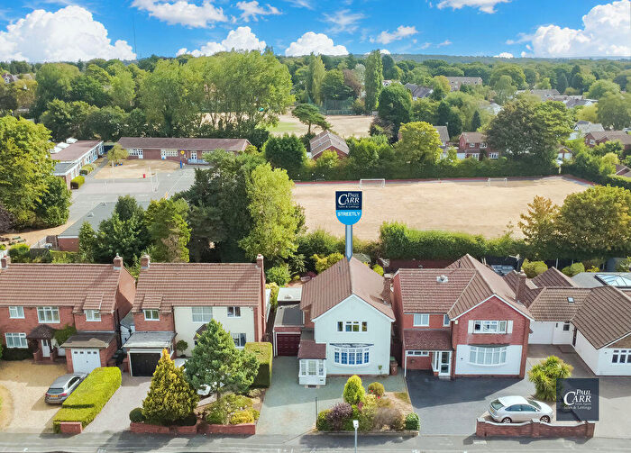 3 Bedroom Detached House For Sale In Hawthorn Road, Streetly, Sutton Coldfield, B74