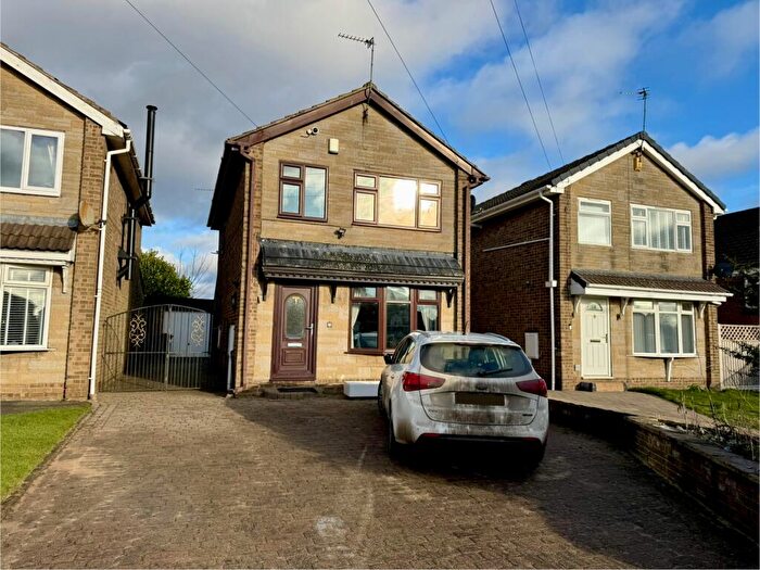 3 Bedroom House To Rent In Markfield Drive, Flanderwell, S66