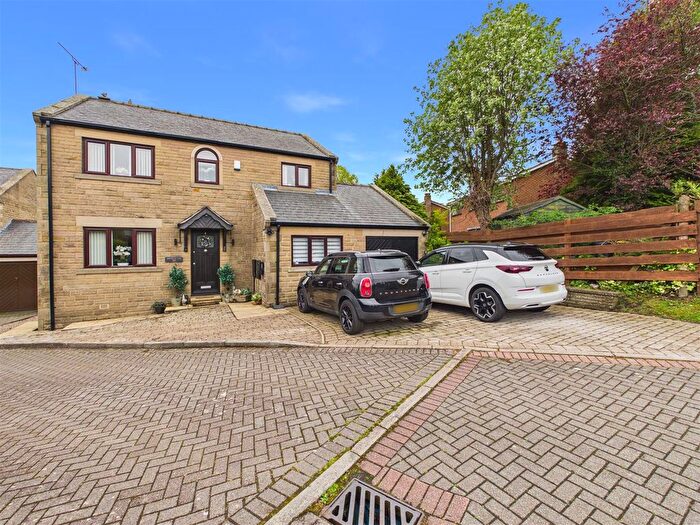 4 Bedroom Detached House For Sale In Barley Mews, Dronfield Woodhouse, S18