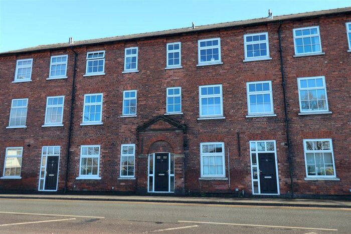 4 Bedroom House To Rent In Pratchitts Row, Nantwich, CW5
