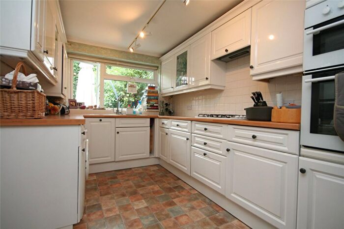 4 Bedroom Detached House To Rent In Oxford Close, Cheltenham, Gloucestershire, GL52