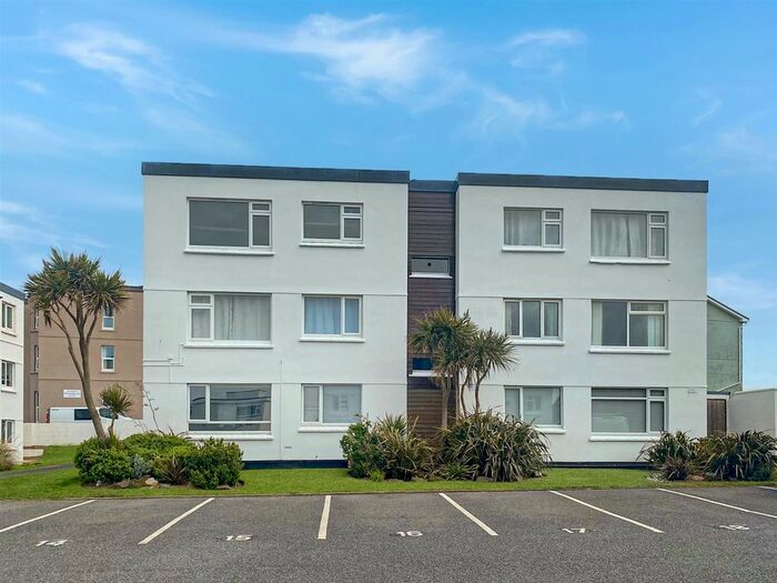 2 Bedroom Flat To Rent In Watergate Road, Porth, Newquay, TR7