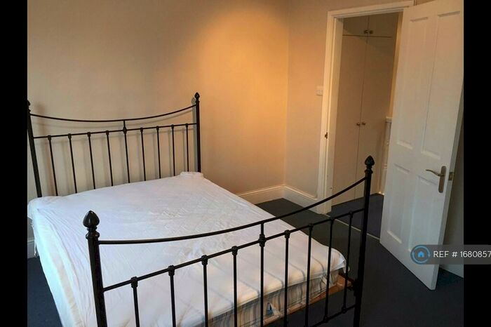 1 Bedroom Flat To Rent In Islip Road, Oxford, OX2