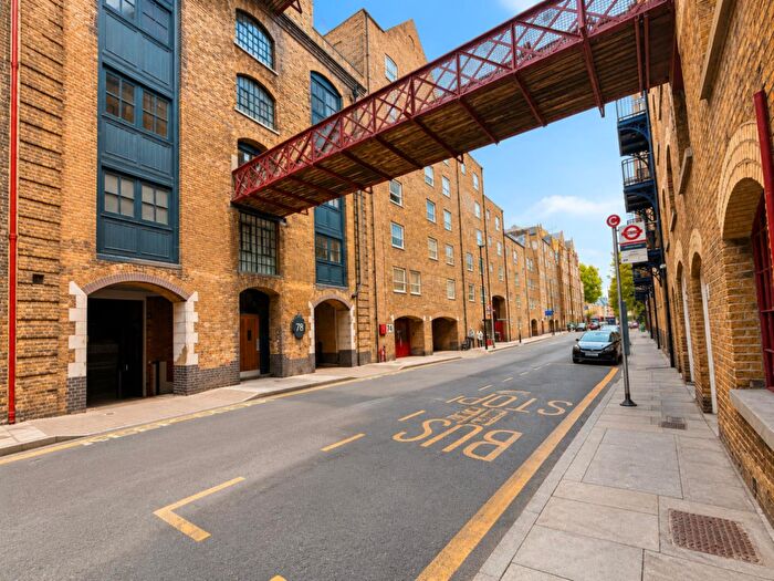 1 Bedroom Flat For Sale In Wapping High Street, London, E1W