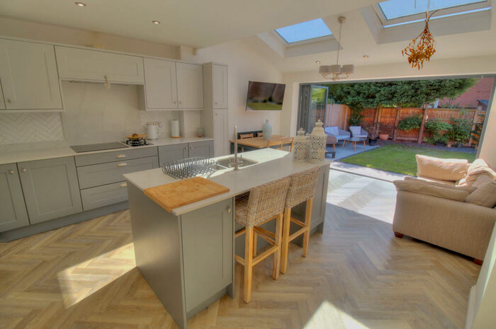 4 Bedroom Detached House For Sale In Harvester Way, Kingswinford, DY6