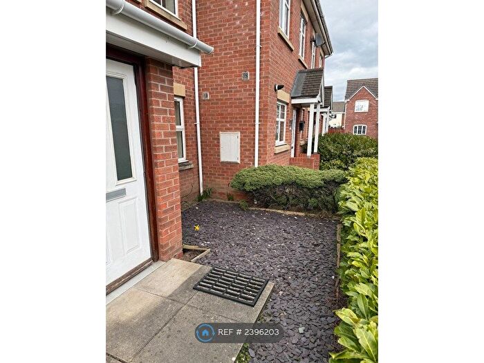 3 Bedroom End Of Terrace House To Rent In Regency Square, Warrington, WA5