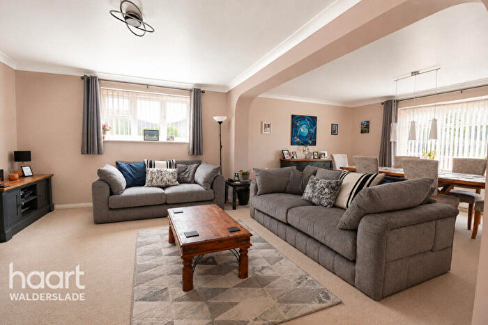4 Bedroom Detached House For Sale In Tunbury Avenue, Chatham, ME5