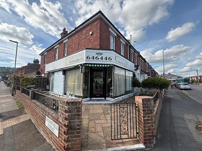 2 Bedroom Flat To Rent In Green Street, Eastbourne, BN21