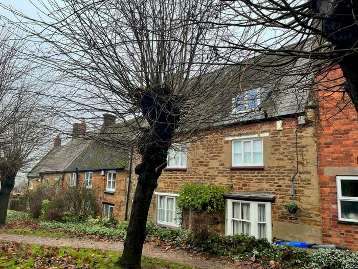 3 Bedroom Cottage To Rent In Nuns Lane, Long Buckby, Northampton, NN6