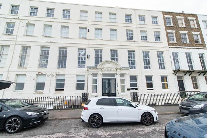 1 Bedroom Flat To Rent In Fort Paragon, Margate, CT9