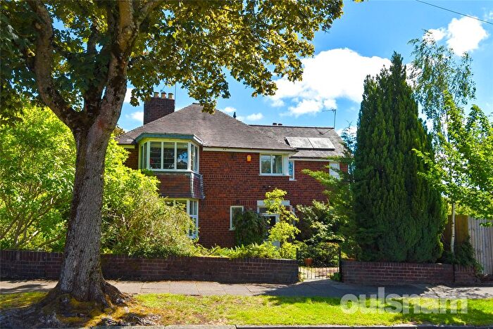 4 Bedroom Detached House For Sale In Bagnell Road, Kings Heath, Birmingham, West Midlands, B13