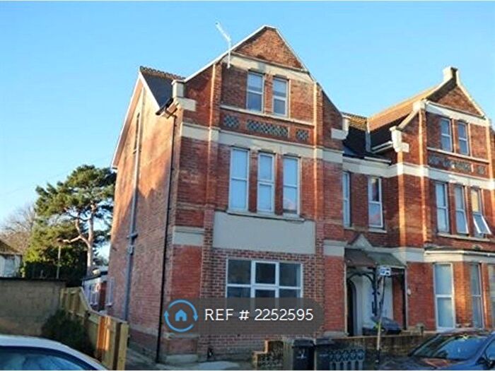 5 Bedroom Maisonette To Rent In Parkwood Road, Bournemouth, BH5
