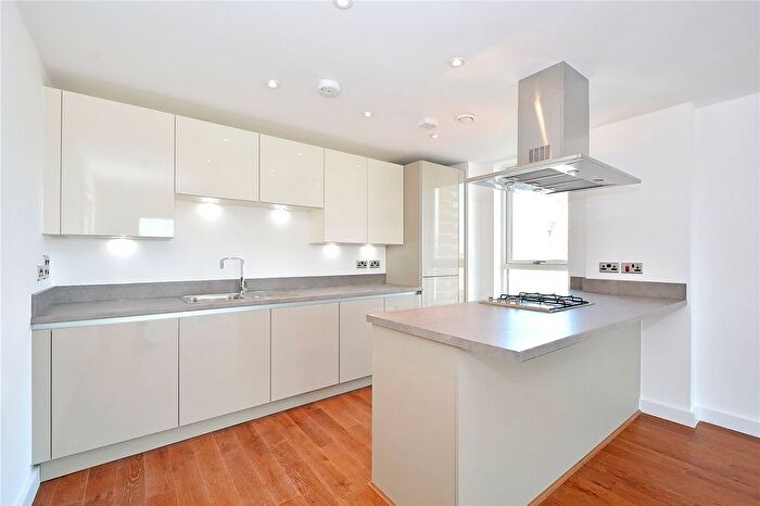 3 Bedroom Flat To Rent In Babbage Point, Norman Road, SE10