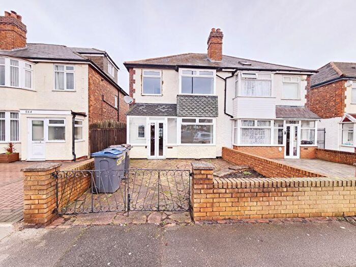 3 Bedroom Semi Detached House For Sale In Kingsbury Road, Erdington, Birmingham, B24