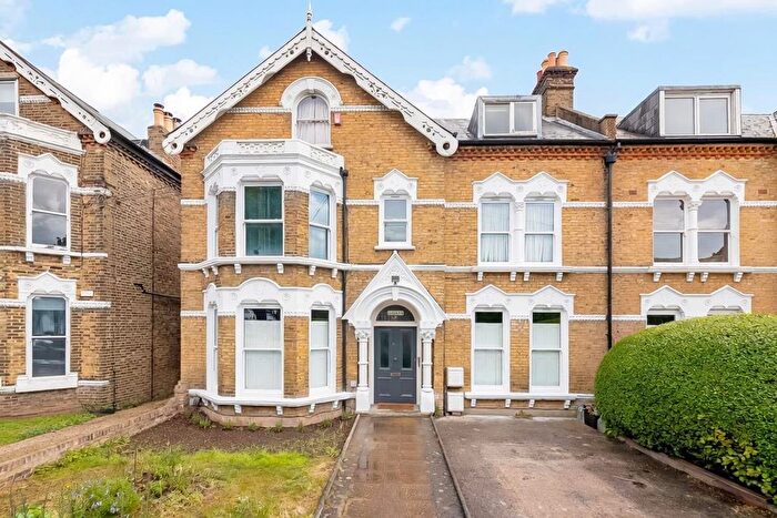2 Bedroom Flat For Sale In Sunderland Road, Forest Hill, London, SE23