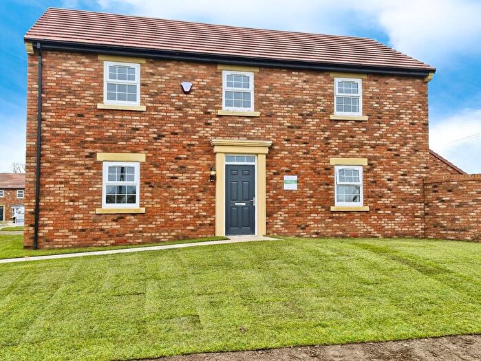 4 Bedroom Detached House For Sale In Bishop Gardens, Cawood, Selby, YO8